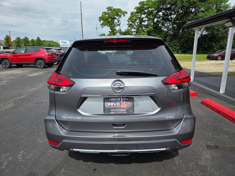 2017 Nissan Rogue S