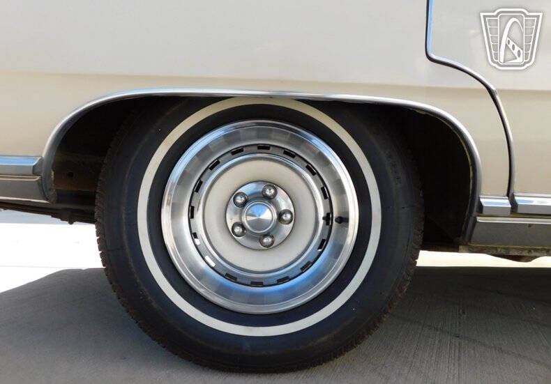 1969 Chrysler New Yorker