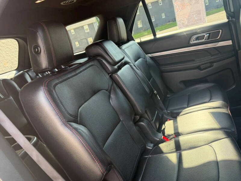 2019 Ford Explorer Sport