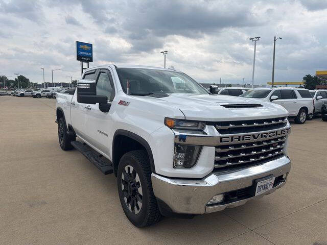Used 2020 Chevrolet Silverado 2500HD LTZ with VIN 1GC4YPE71LF139077 for sale in Bloomington, IL
