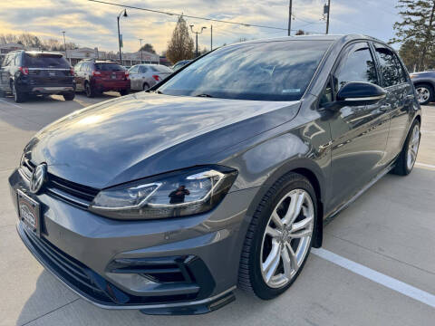 2019 Volkswagen Golf R 4Motion