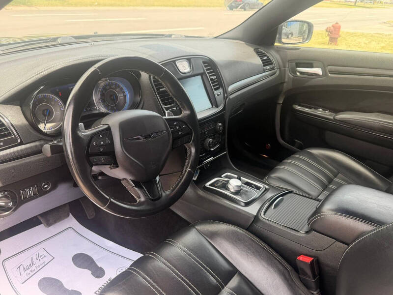 2016 Chrysler 300 S
