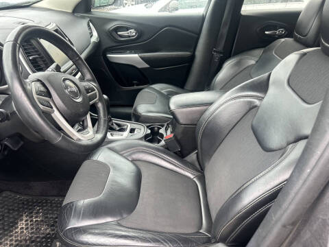 2018 Jeep Cherokee Latitude Plus