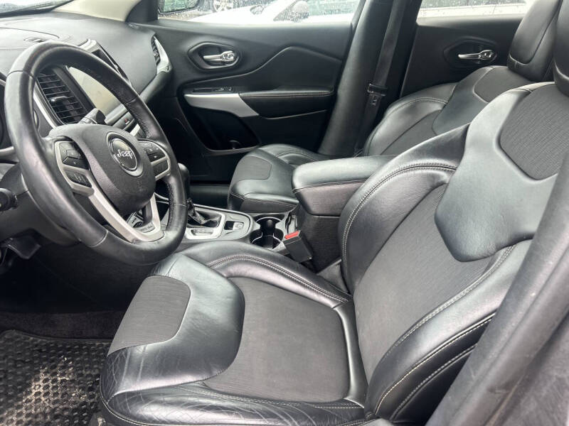 2018 Jeep Cherokee Latitude Plus