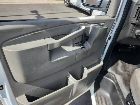 2019 Chevrolet Express 2500