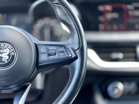 2022 Alfa Romeo Stelvio Sprint