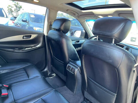 2017 Infiniti QX50
