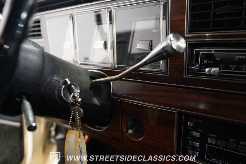 1982 Lincoln Mark VI