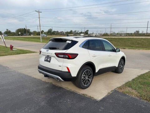 2025 Ford Escape Plug-In Hybrid PHEV