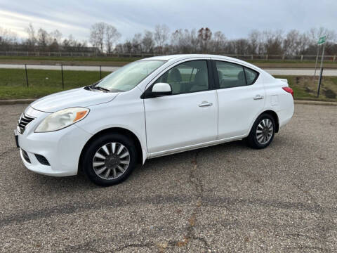 2014 Nissan Versa 1.6 SV