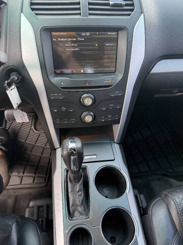2011 Ford Explorer XLT
