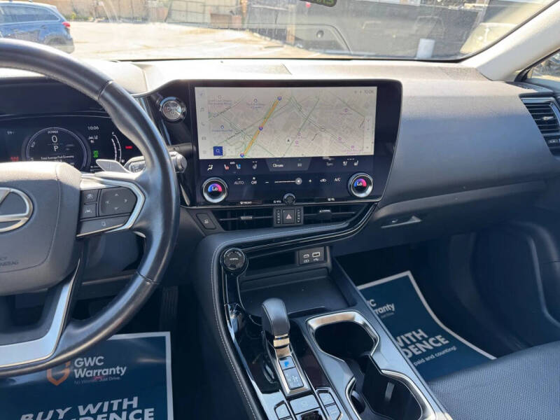 2024 Lexus NX 450h+