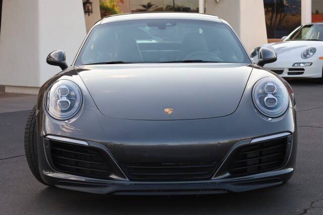 2017 Porsche 911 Carrera 4S