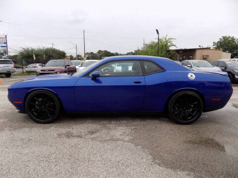2022 Dodge Challenger SXT