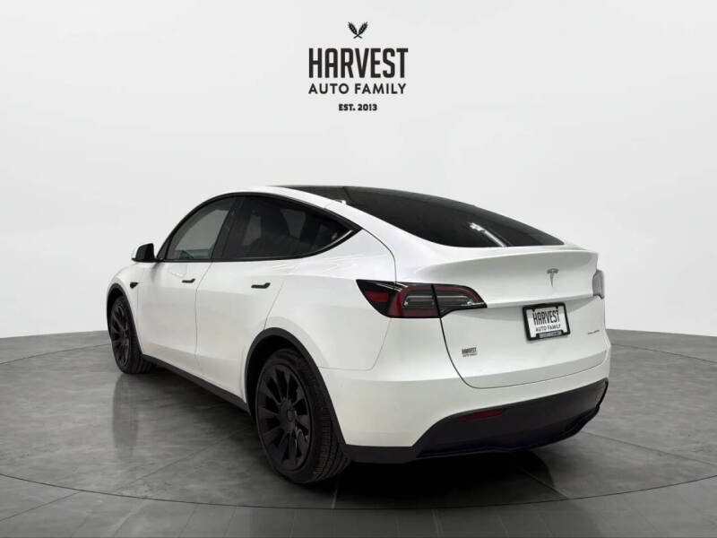 2024 Tesla Model Y Long Range