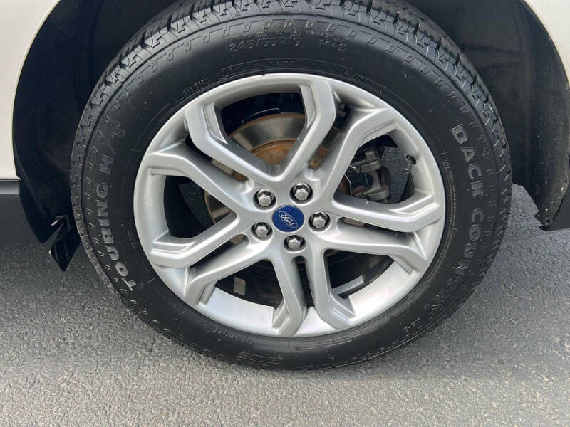 2016 Ford Edge Titanium