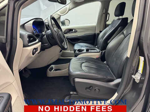 2020 Chrysler Pacifica Touring L