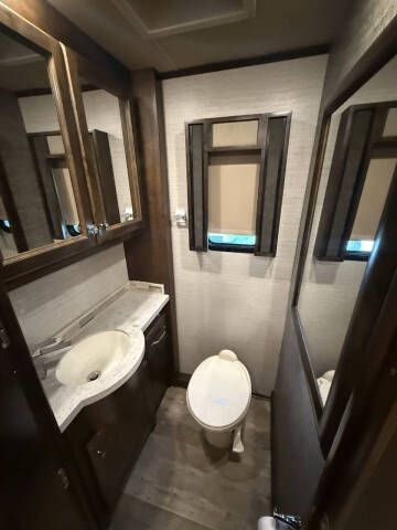 2020 Tiffin Allegro RED