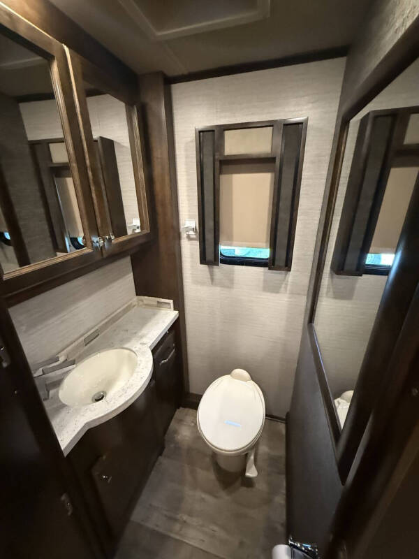 2020 Tiffin Allegro RED