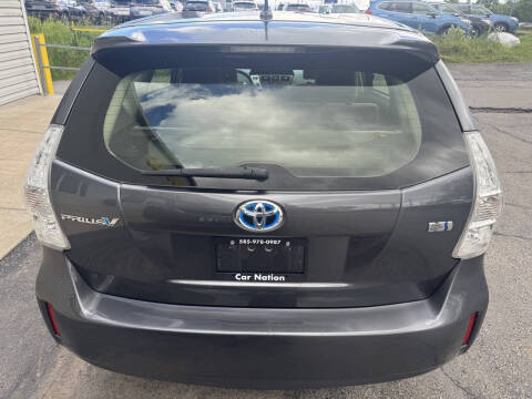 2012 Toyota Prius v Two