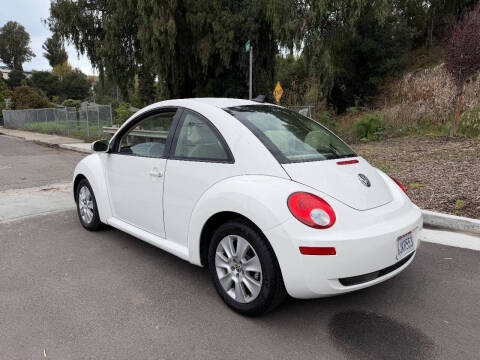 2009 Volkswagen New Beetle Base PZEV