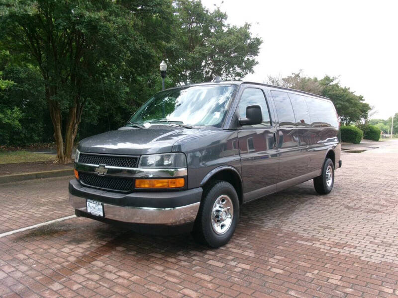 2017 Chevrolet Express LT 3500