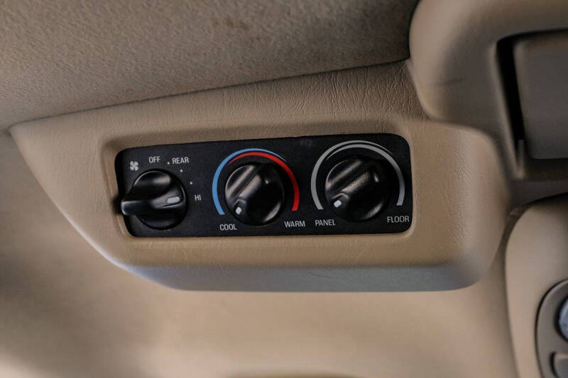 2004 Ford Excursion Eddie Bauer