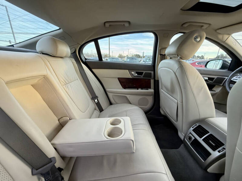 2011 Jaguar XF Premium