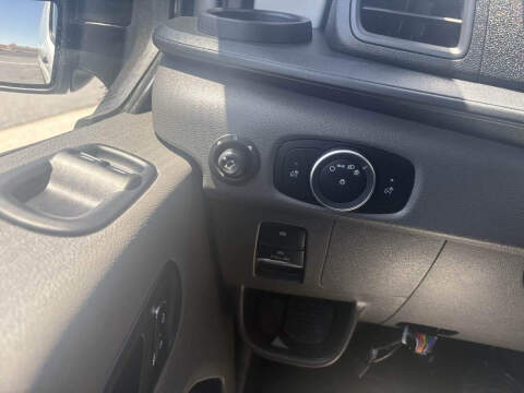 2025 Ford Transit 250