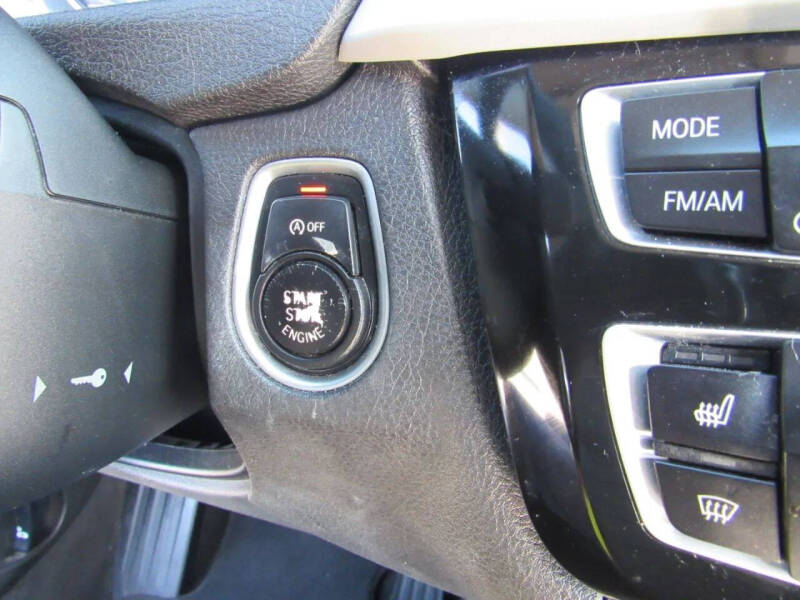 2017 BMW 3 Series 320i xDrive