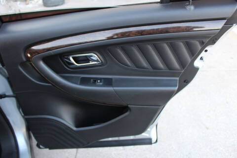 2016 Ford Taurus Limited