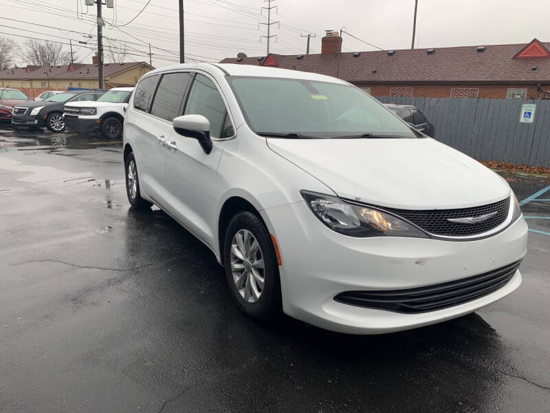 2017 Chrysler Pacifica Touring