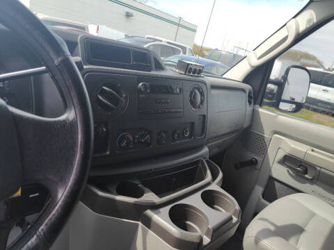 2011 Ford E-Series E-250