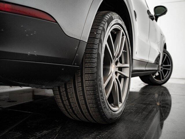 2022 Porsche Cayenne E-Hybrid