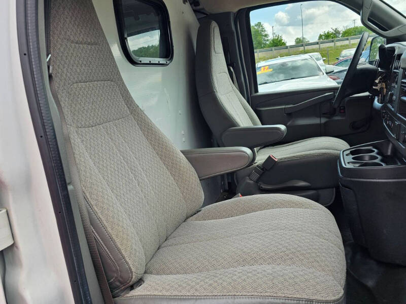 2018 Chevrolet Express 2500