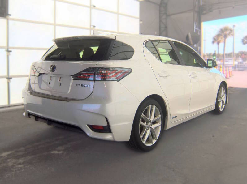2014 Lexus CT 200h