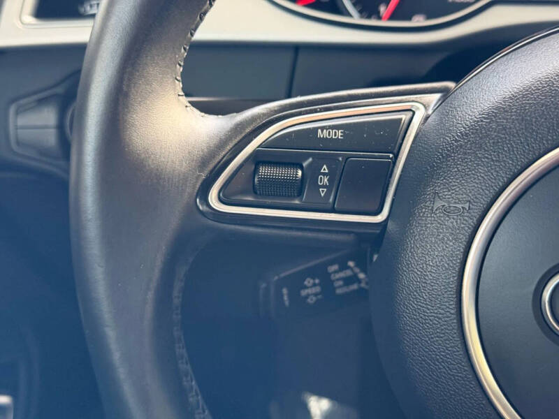 2016 Audi A4 2.0T quattro Premium