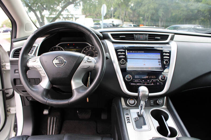 2017 Nissan Murano SL
