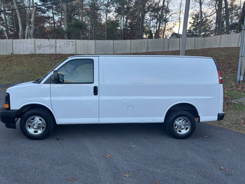 2017 Chevrolet Express 2500