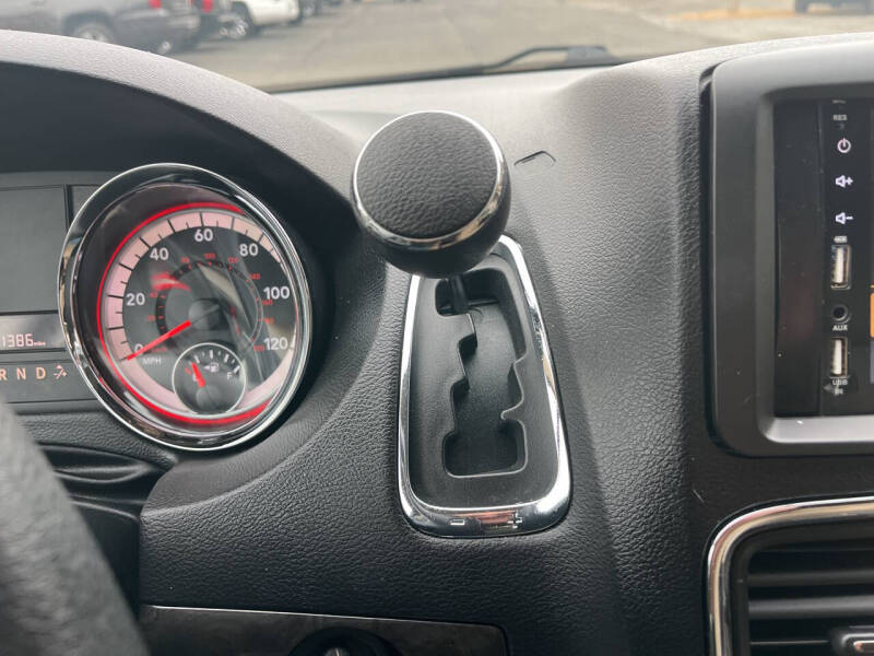 2014 Dodge Grand Caravan SE