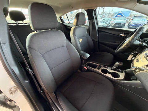 2017 Chevrolet Cruze LS Auto