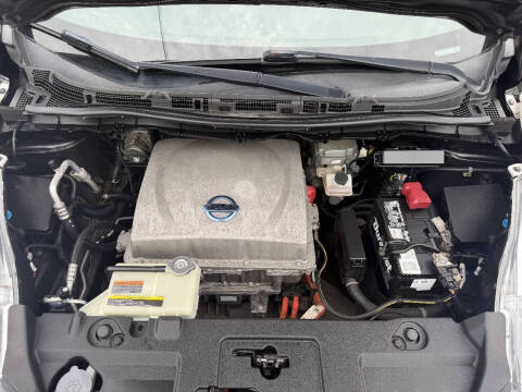 2013 Nissan LEAF S