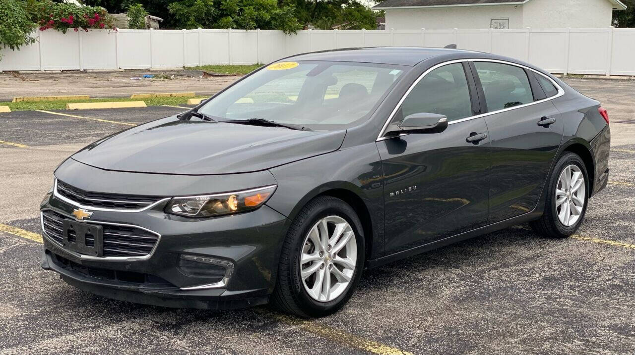 2017 Chevrolet Malibu  - $13,750