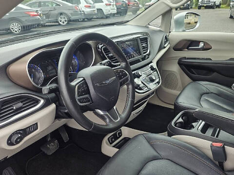 2019 Chrysler Pacifica Touring L