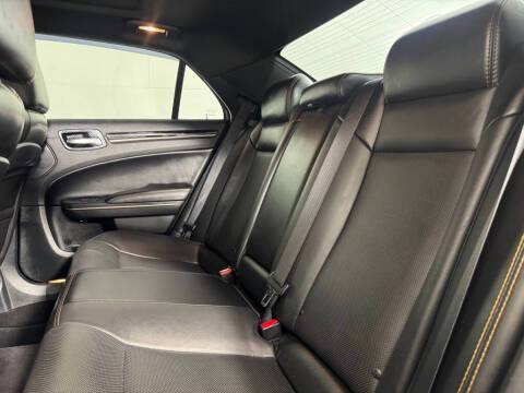 2018 Chrysler 300 S