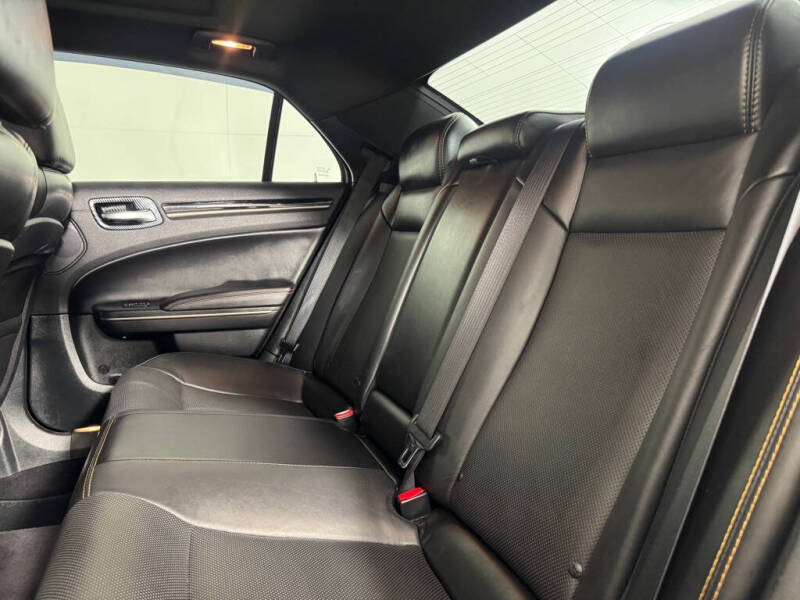 2018 Chrysler 300 S