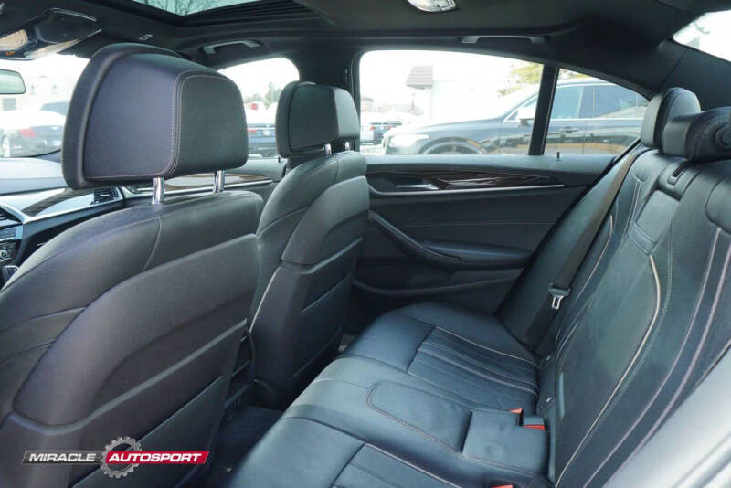 2018 BMW 5 Series 530e xDrive iPerformance