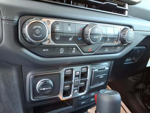 2025 Jeep Gladiator High Tide