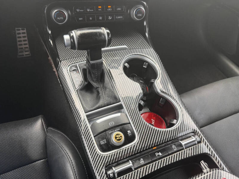 2019 Kia Stinger GT1