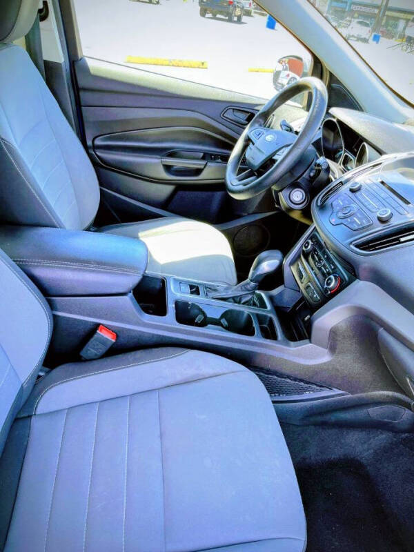 2018 Ford Escape S